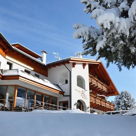 סלבה די ואל גרדנה Hotel Chalet Dlaces מראה חיצוני תמונה